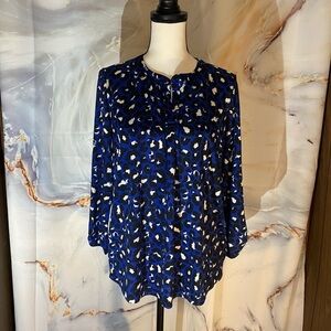 Jones New York top size large